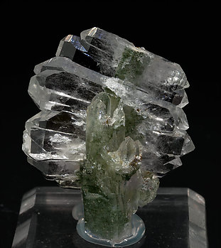 Quartz (variety faden) with Chlorite inclusions. Front
